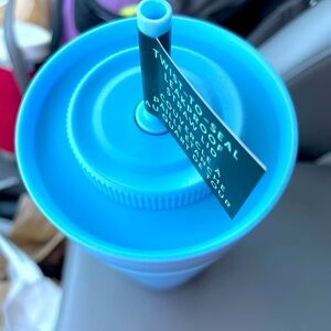 Starbucks stainless steel 24 oz baby blue twist top..